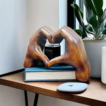 L&B® - Resin Heart Hands Sculpture