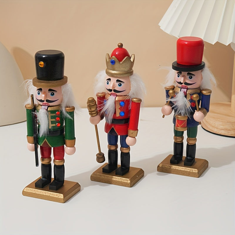 L&B® 15cm Wooden Nutcracker Set